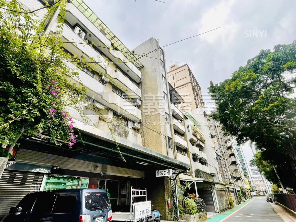 捷運松江南京電梯華廈房屋室內格局與周邊環境