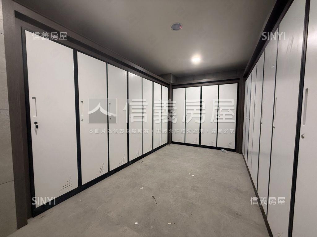 洲際ＯＮＥ２房平車房屋室內格局與周邊環境