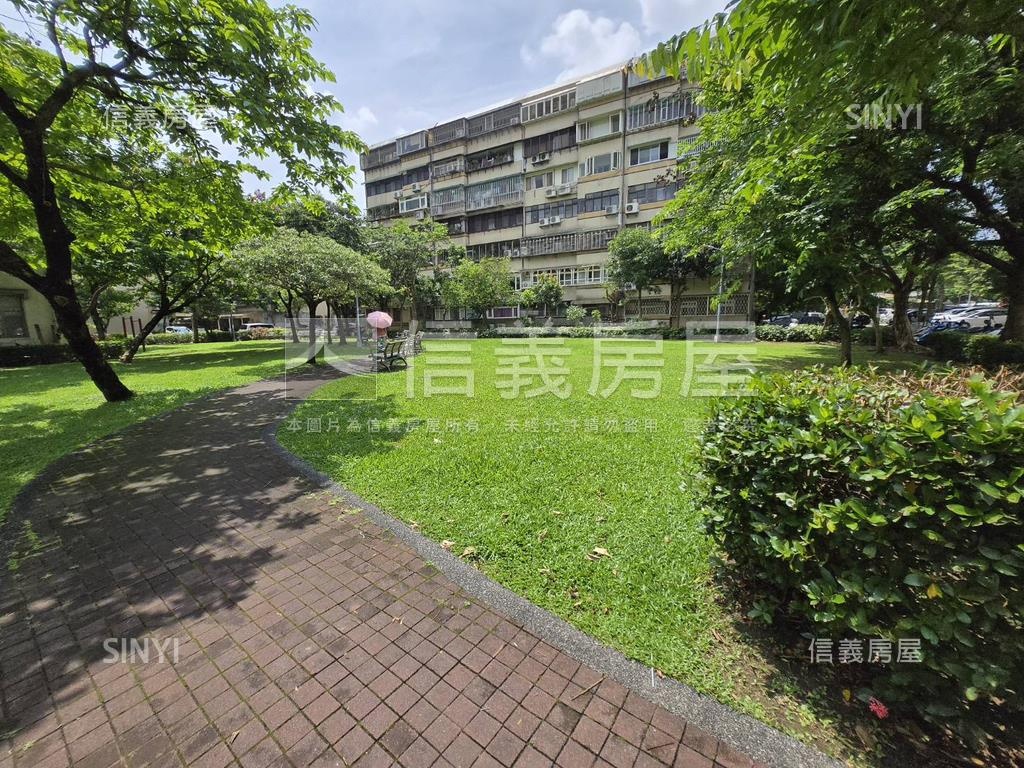 文德捷運面寬一樓房屋室內格局與周邊環境