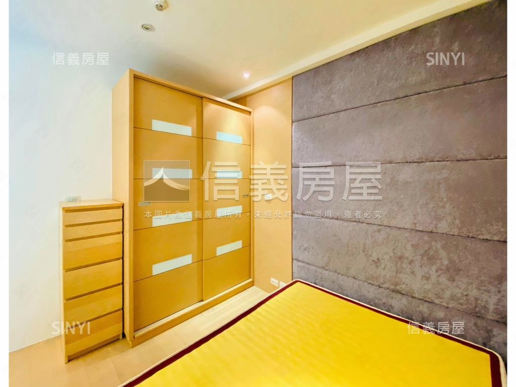 美麗佳人高樓美宅房屋室內格局與周邊環境