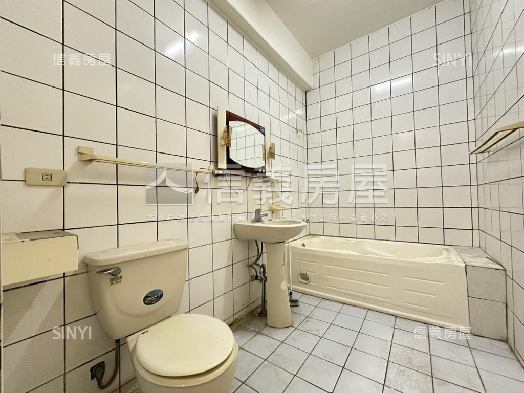 稀有台科大臨路透天房屋室內格局與周邊環境