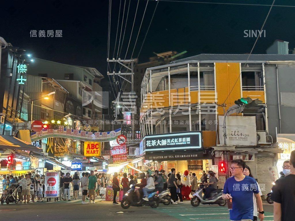 逢甲夜市帝王角間透店房屋室內格局與周邊環境