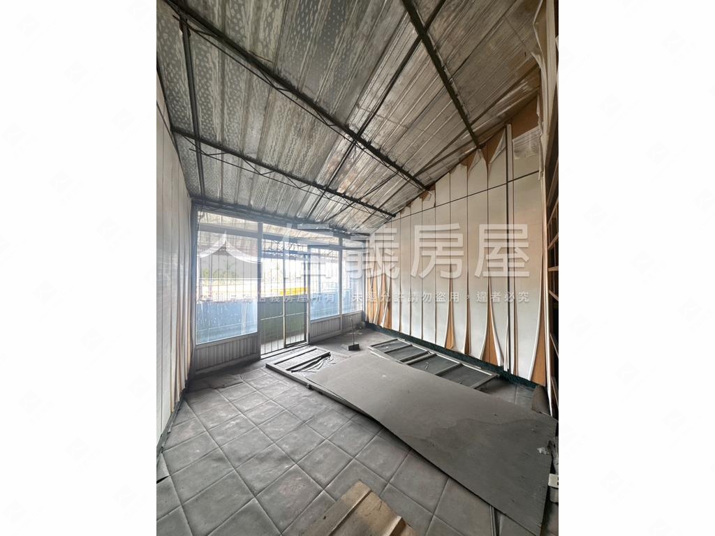 ㊣中山南路面寬店面房屋室內格局與周邊環境