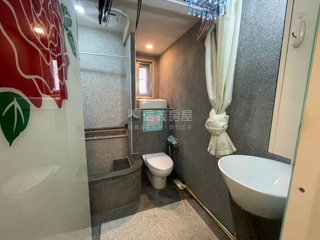 榮華溫馨套房房屋室內格局與周邊環境