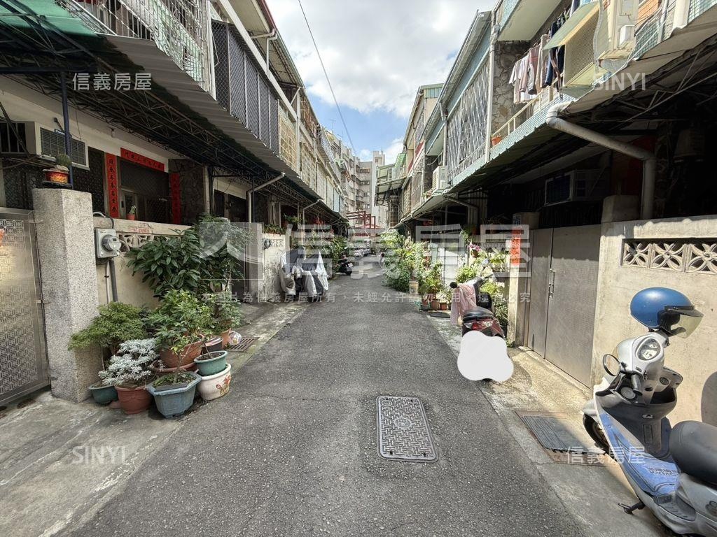 近進化路古色古香讚透天厝房屋室內格局與周邊環境