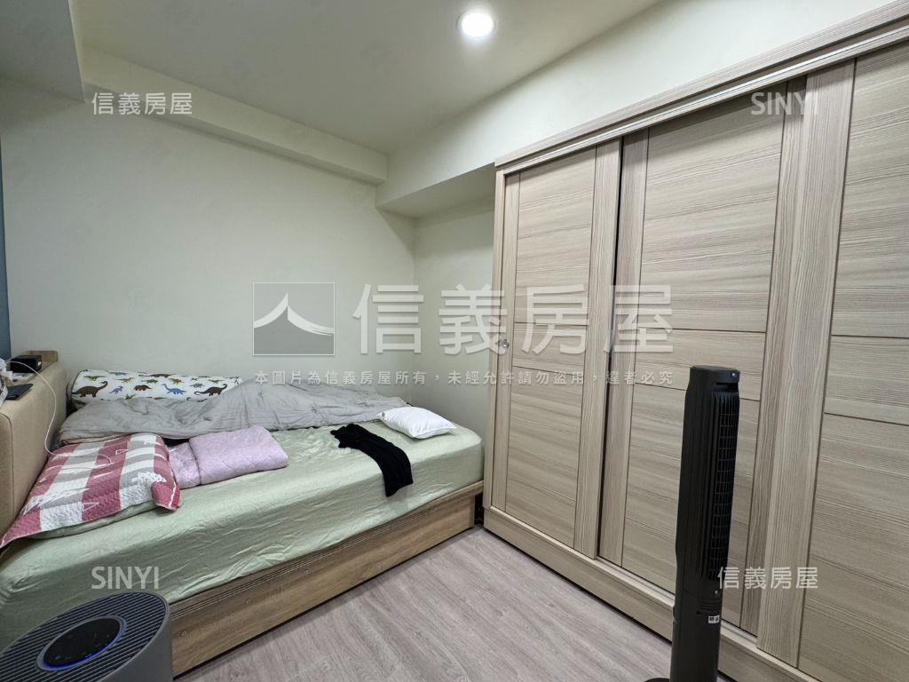 景安現代裝潢美兩房房屋室內格局與周邊環境