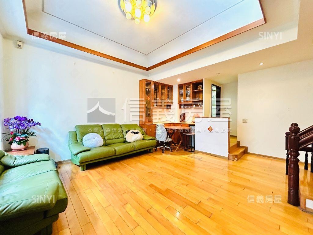 輕奢質感瓏山林下疊房屋室內格局與周邊環境