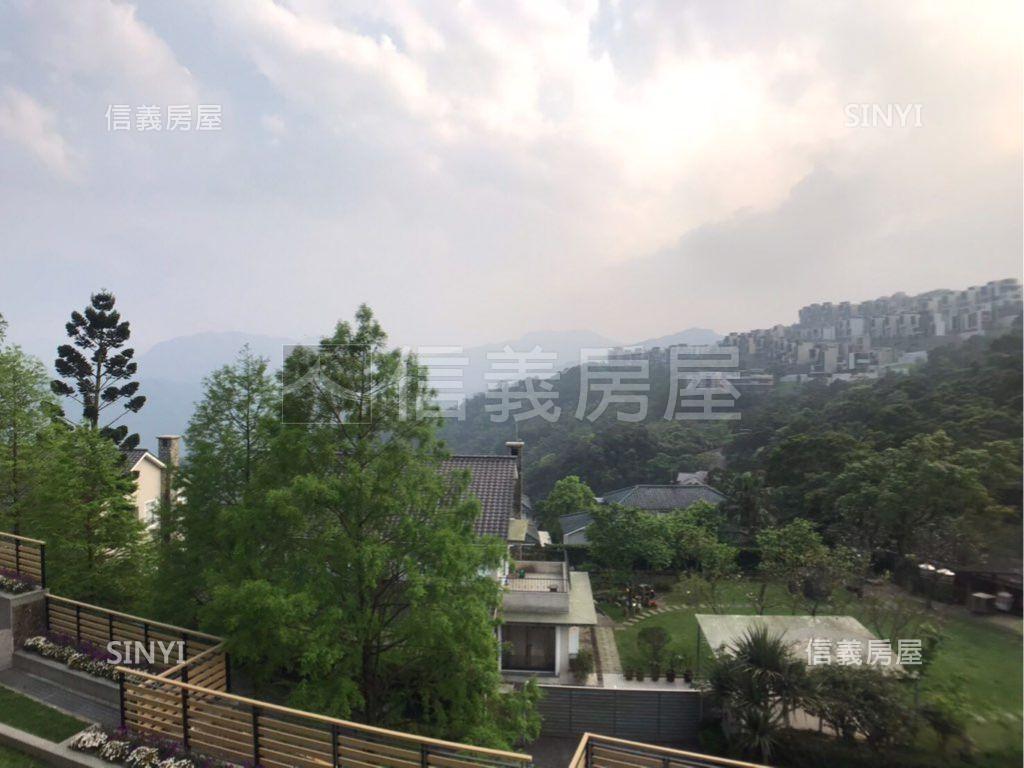 台北華城別墅２３房屋室內格局與周邊環境