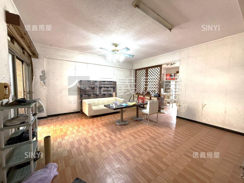 酷太原綠園道旁大四房房屋室內格局與周邊環境