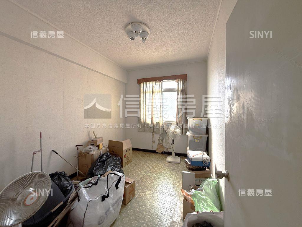 酷太原綠園道旁大四房房屋室內格局與周邊環境