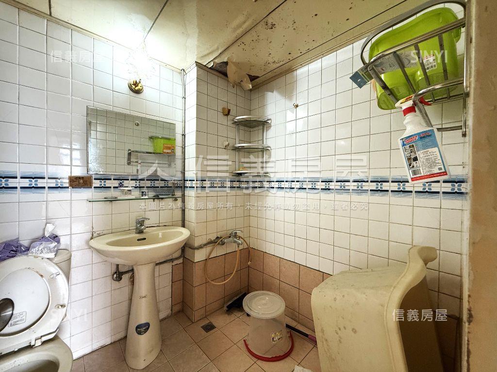 酷太原綠園道旁大四房房屋室內格局與周邊環境