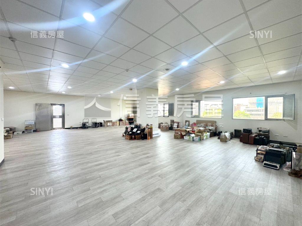 稀有興大震後商辦房屋室內格局與周邊環境