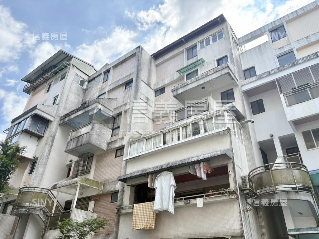 燕湖庭車庫別墅面湖畔房屋室內格局與周邊環境
