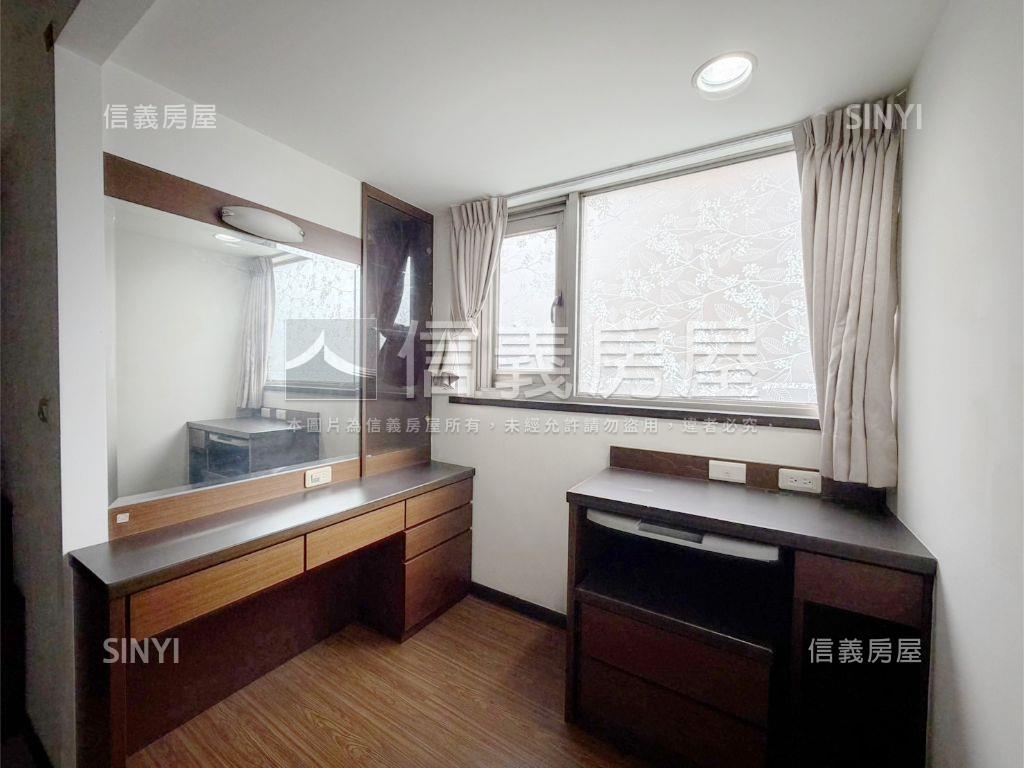 自由年代３房稀有釋出房屋室內格局與周邊環境