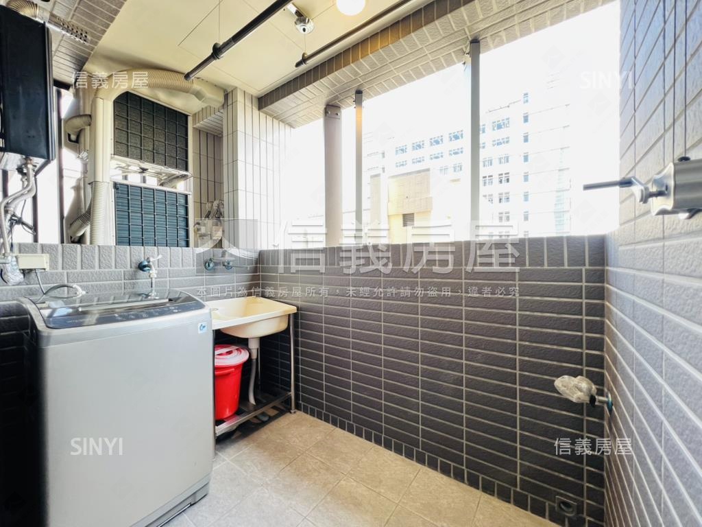 中國醫震後２房２衛＋車位房屋室內格局與周邊環境