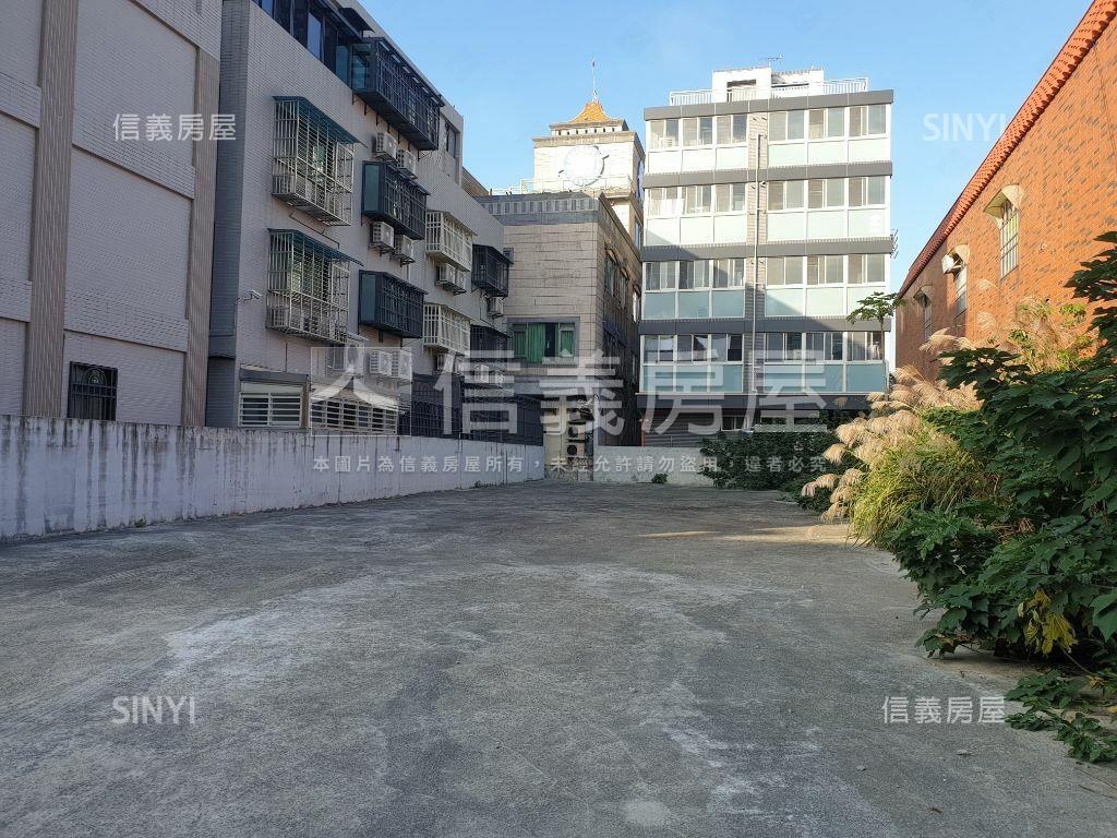 八里臨路方正土地房屋室內格局與周邊環境