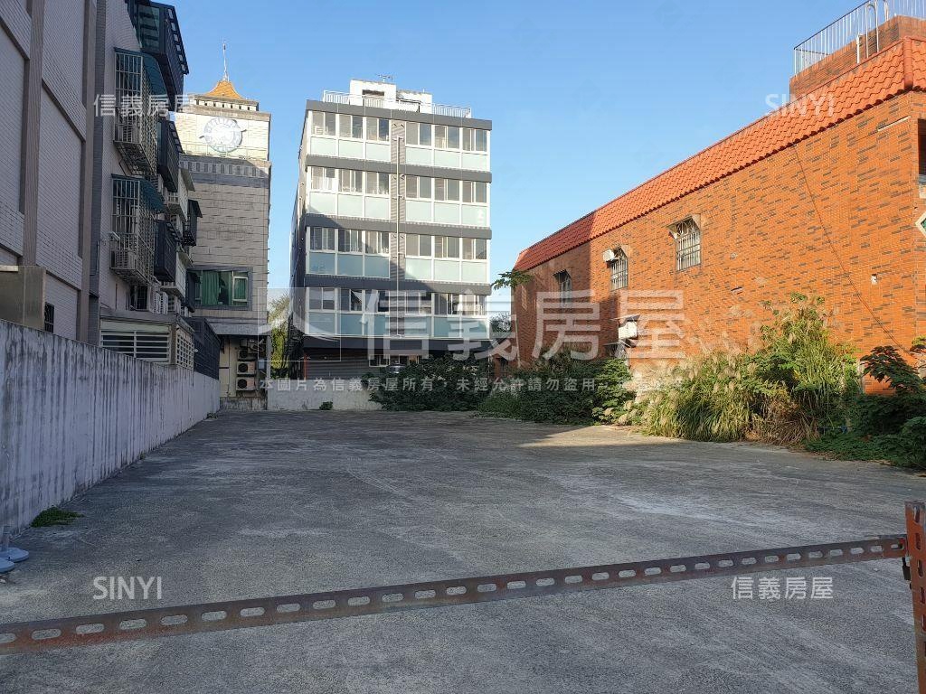 八里臨路方正土地房屋室內格局與周邊環境