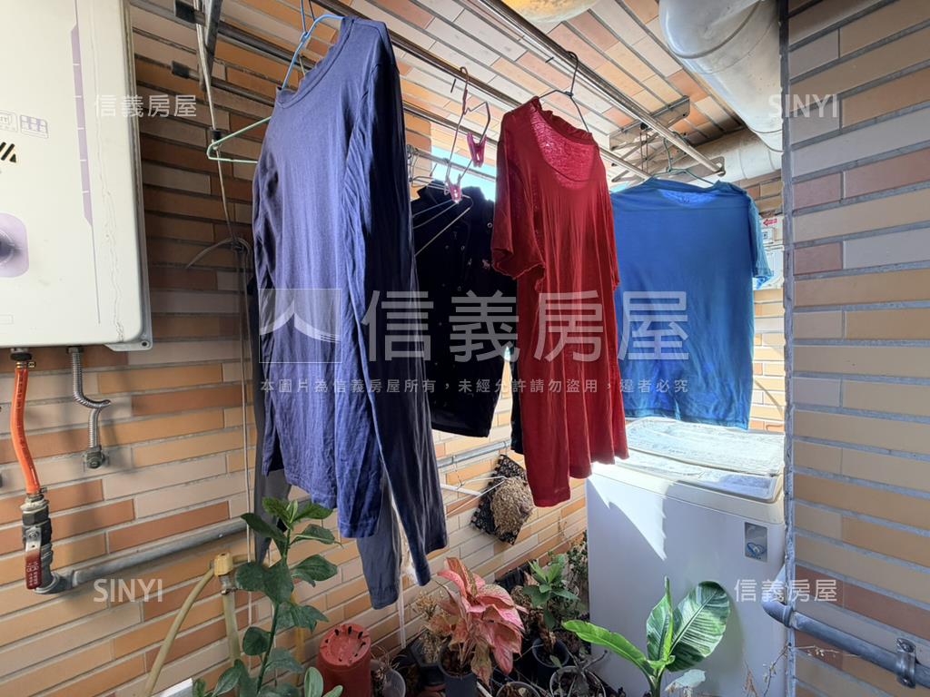 捷運旁免千萬兩房平車房屋室內格局與周邊環境