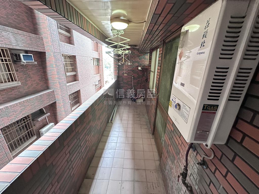 河堤成家三房房屋室內格局與周邊環境