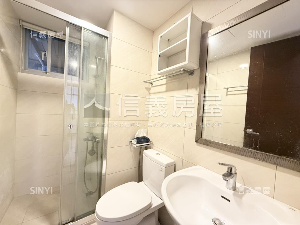 世紀雙星朝南雙面採光三房房屋室內格局與周邊環境