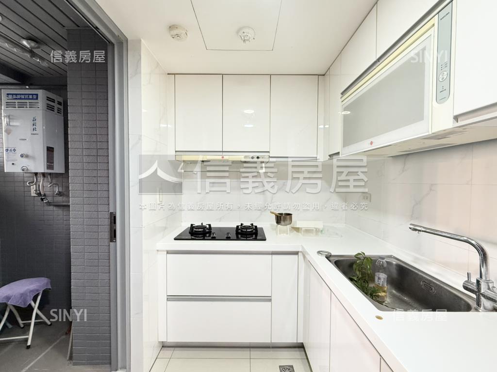 世紀雙星朝南雙面採光三房房屋室內格局與周邊環境