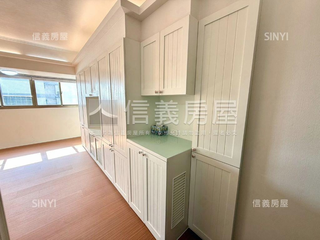 逢甲商圈精美裝潢大套房房屋室內格局與周邊環境