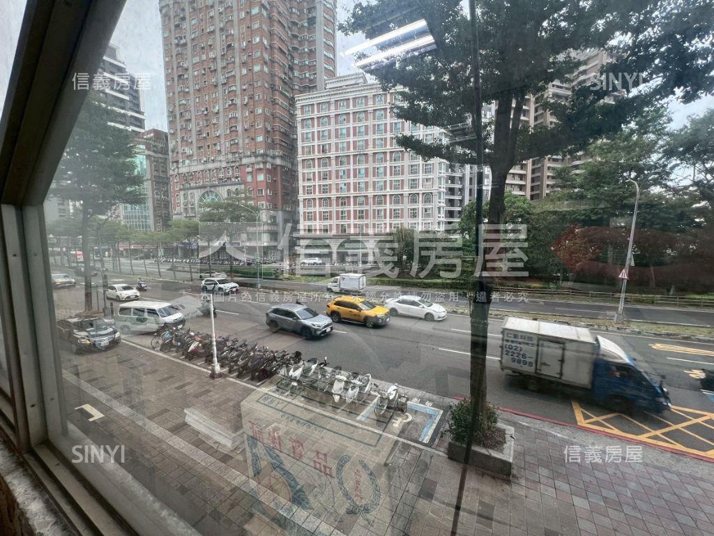 邁向成功之路黃金辦公房屋室內格局與周邊環境