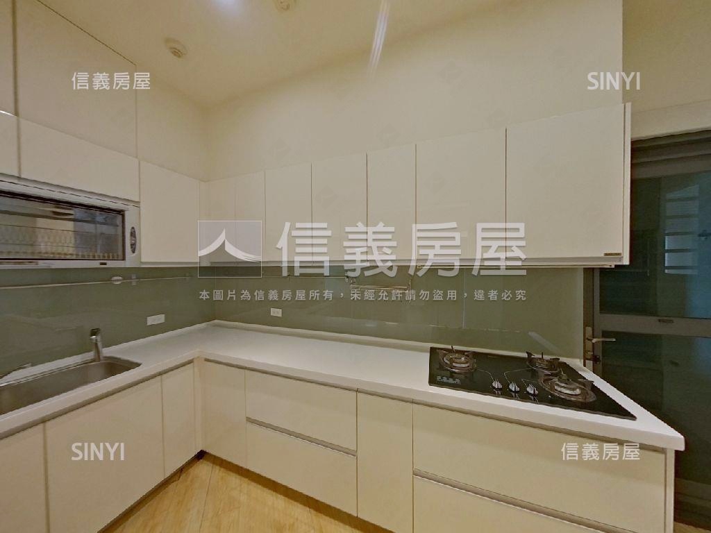 品藏金澤２１大戶面雙車位房屋室內格局與周邊環境