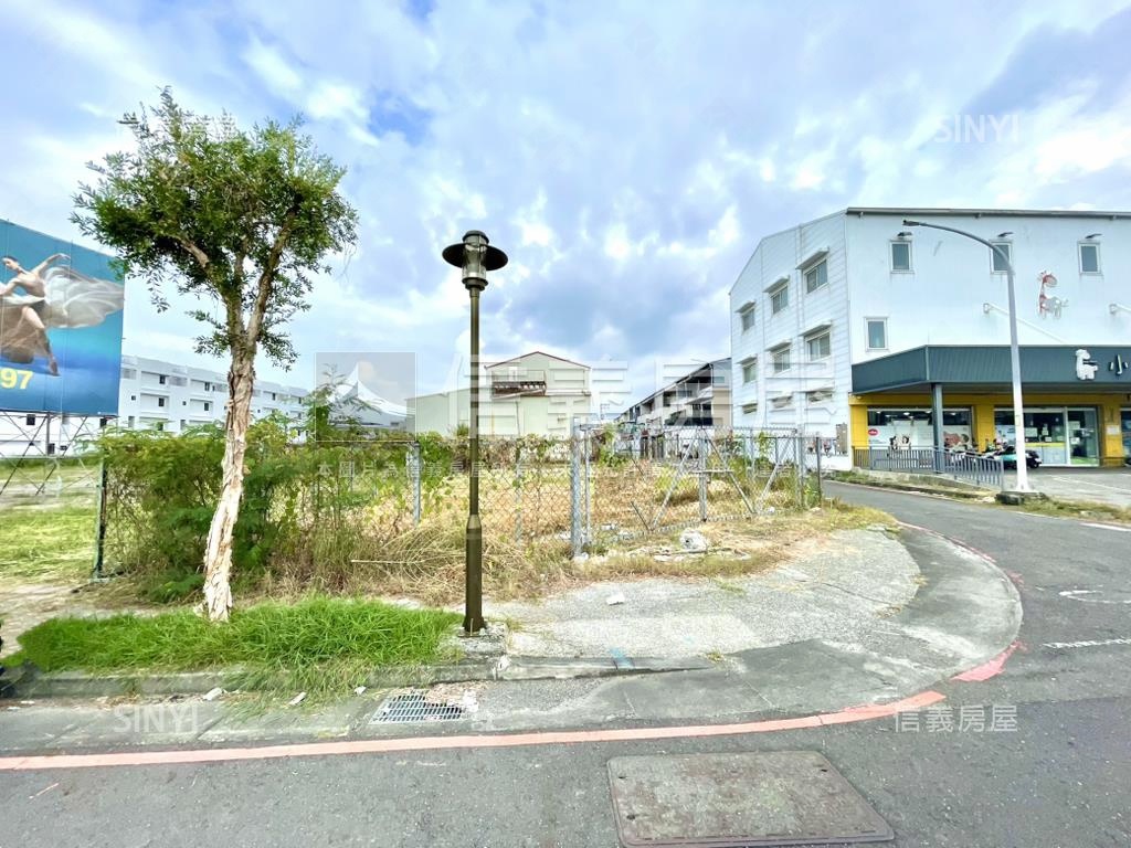 九份子宜居路百坪角窗店地房屋室內格局與周邊環境