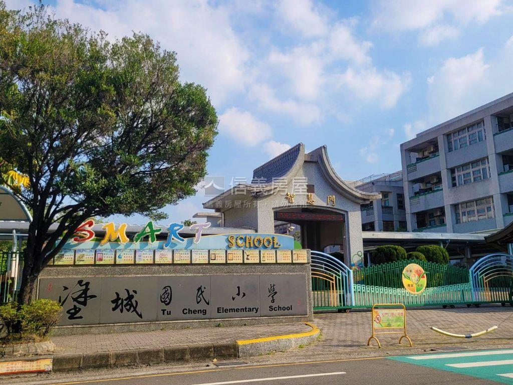 近塗城國小震後大面寬別墅房屋室內格局與周邊環境