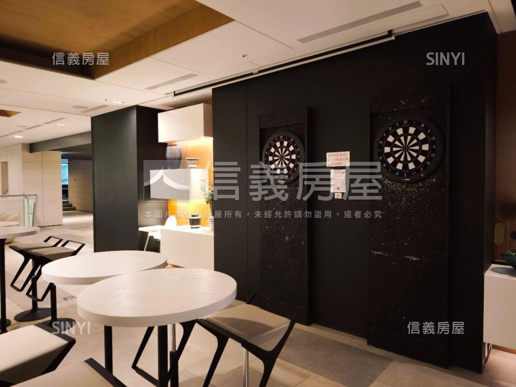 青埔璞園的家三房頂樓房屋室內格局與周邊環境