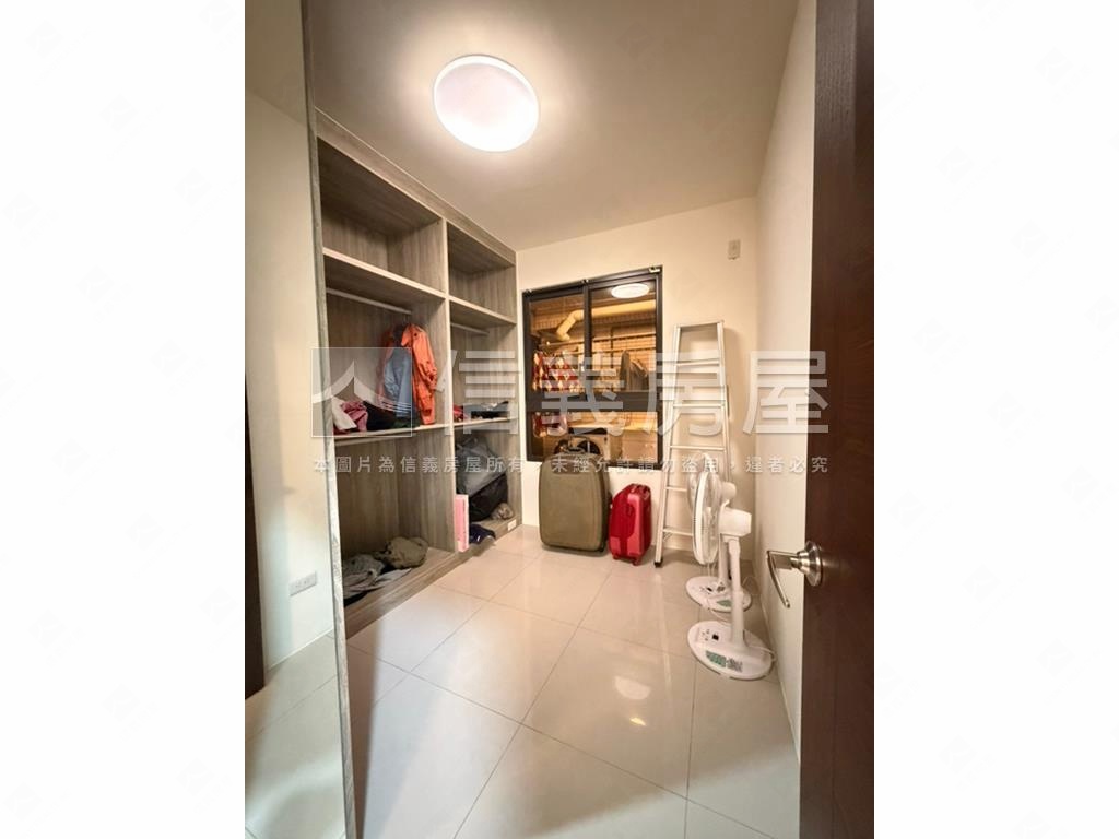 近三井＊聯悅聚美三房平車房屋室內格局與周邊環境