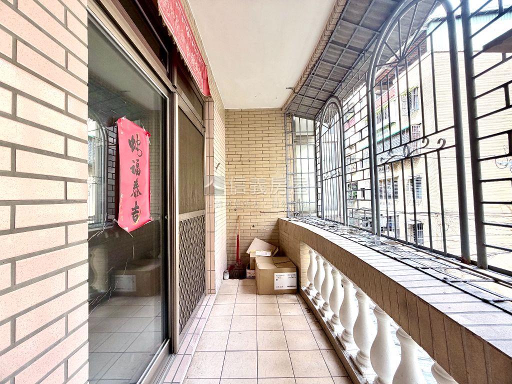 學成大三房雙衛美宅房屋室內格局與周邊環境
