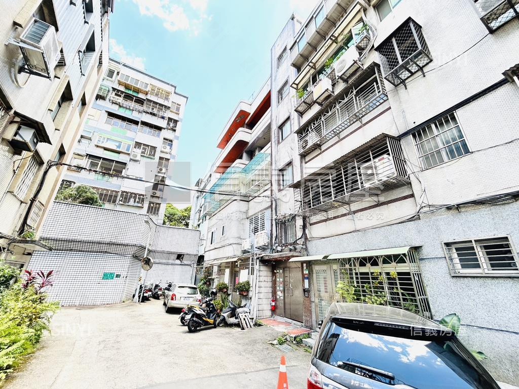內湖住辦１樓房屋室內格局與周邊環境