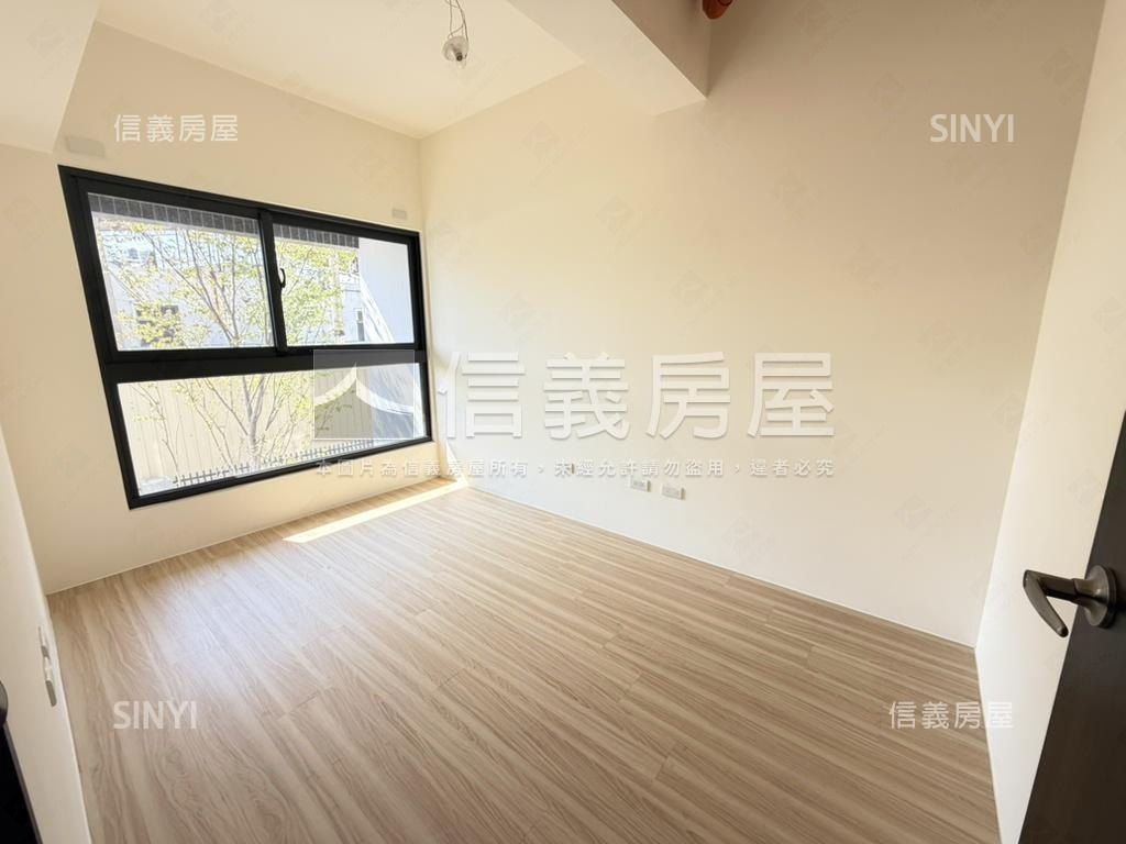 １２淳三房平車孝親戶房屋室內格局與周邊環境