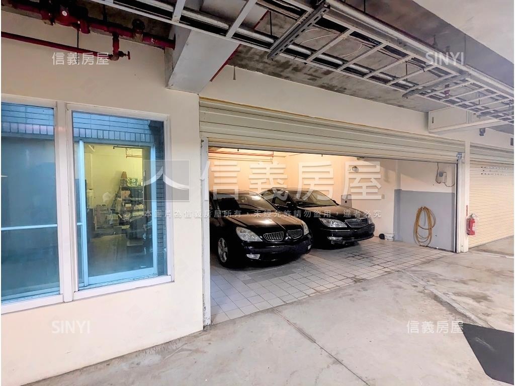 隆聖新天鵝堡電梯大別墅房屋室內格局與周邊環境