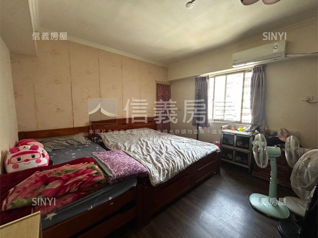 松竹商圈入門玄關三房房屋室內格局與周邊環境