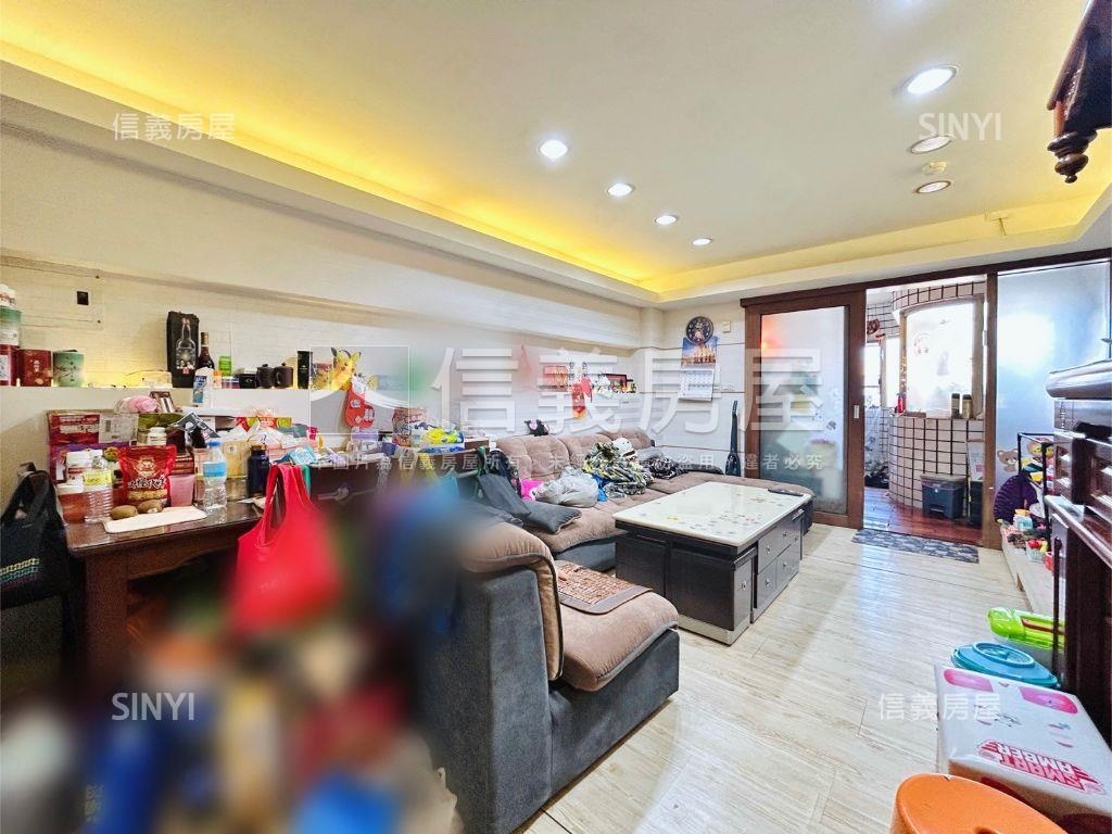 松竹商圈入門玄關三房房屋室內格局與周邊環境