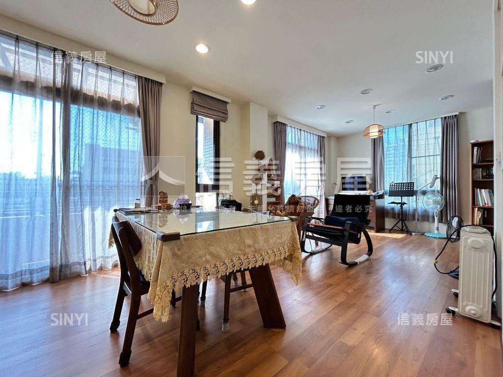 獨家專賣南區朝南臨路別墅房屋室內格局與周邊環境