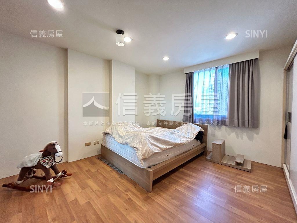 獨家專賣南區朝南臨路別墅房屋室內格局與周邊環境