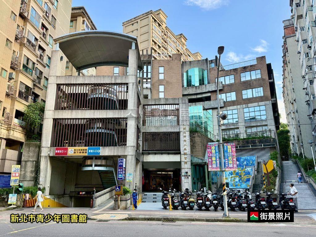 風華邊間現代美妝三房車位房屋室內格局與周邊環境