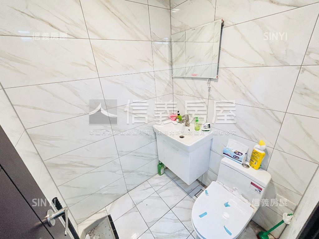 低總價翫花同金店面房屋室內格局與周邊環境