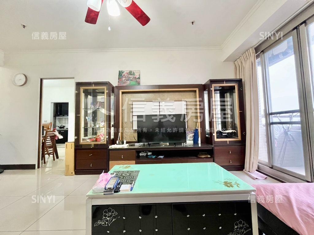 湯山｜朝南高樓三房平車房屋室內格局與周邊環境