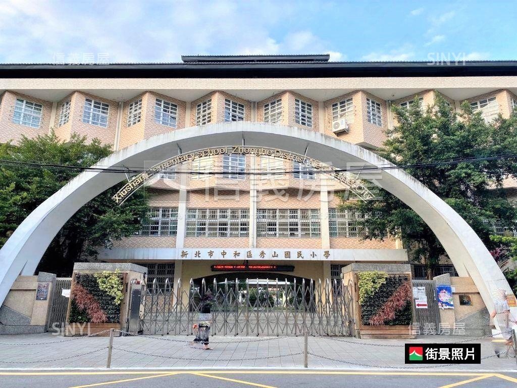 秀朗國小邊間採光四房房屋室內格局與周邊環境