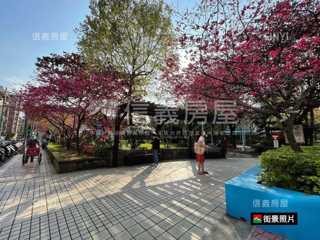 秀朗國小邊間採光四房房屋室內格局與周邊環境