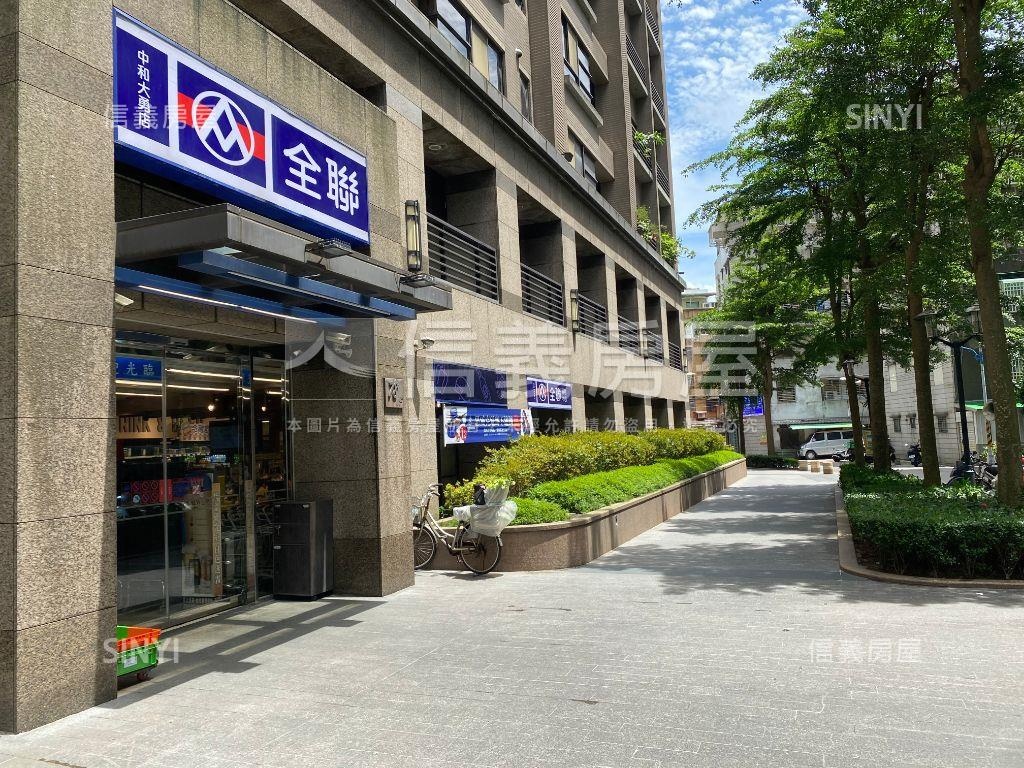 秀朗國小邊間採光四房房屋室內格局與周邊環境