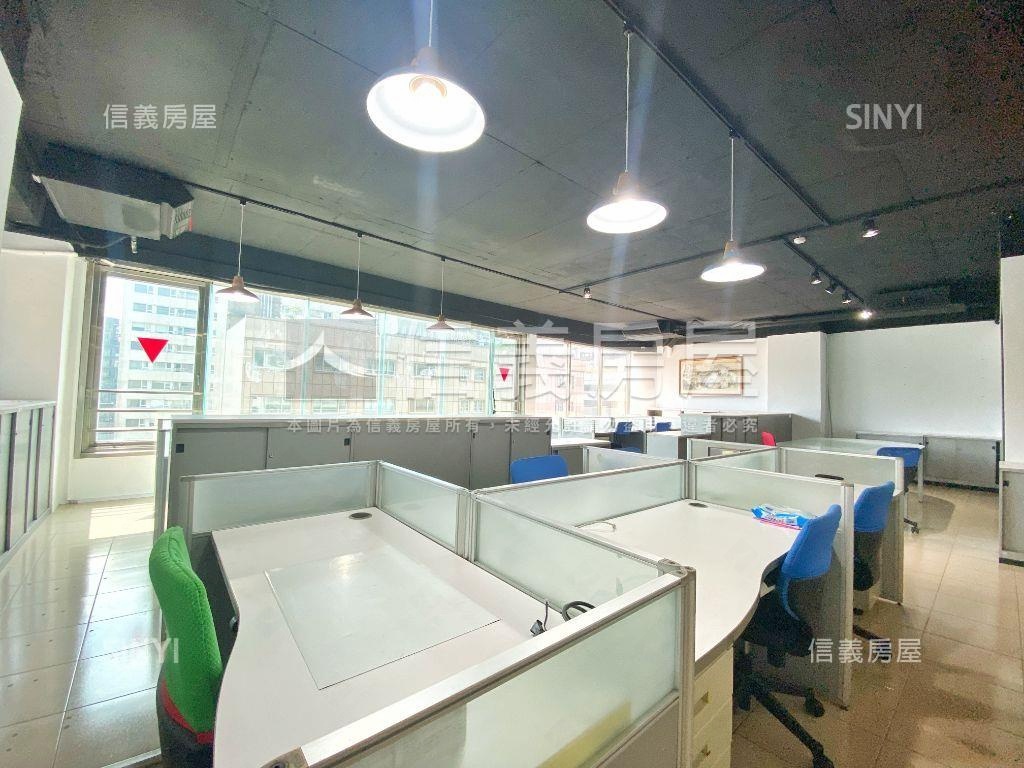 華泰財經帷幕辦公房屋室內格局與周邊環境