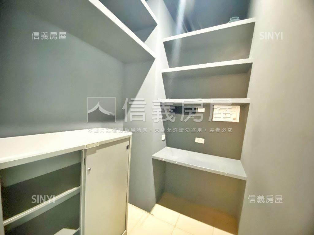華泰財經帷幕辦公房屋室內格局與周邊環境