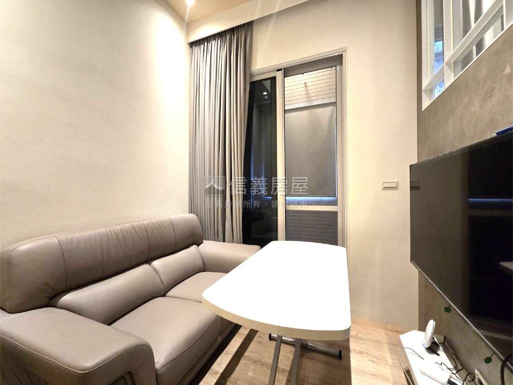 親友專任龍門學區７年屋房屋室內格局與周邊環境