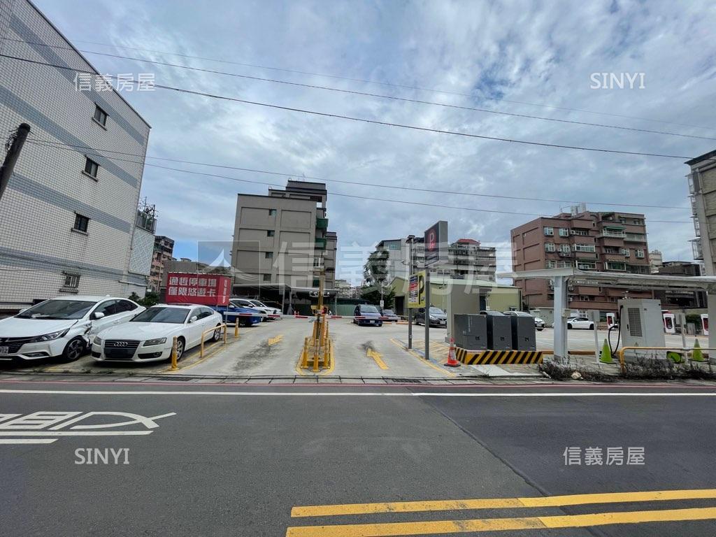 御園道優質臨路方正店面房屋室內格局與周邊環境